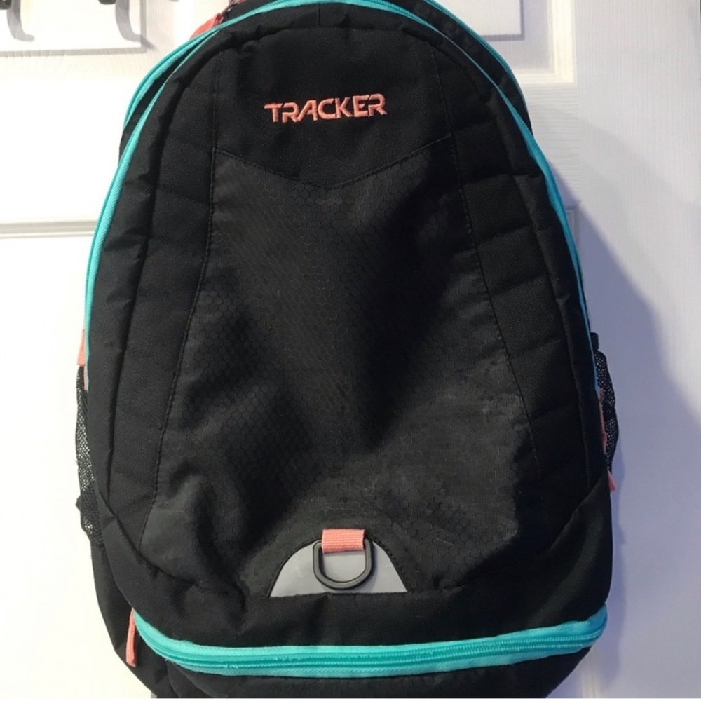 Tracker backpack GUC